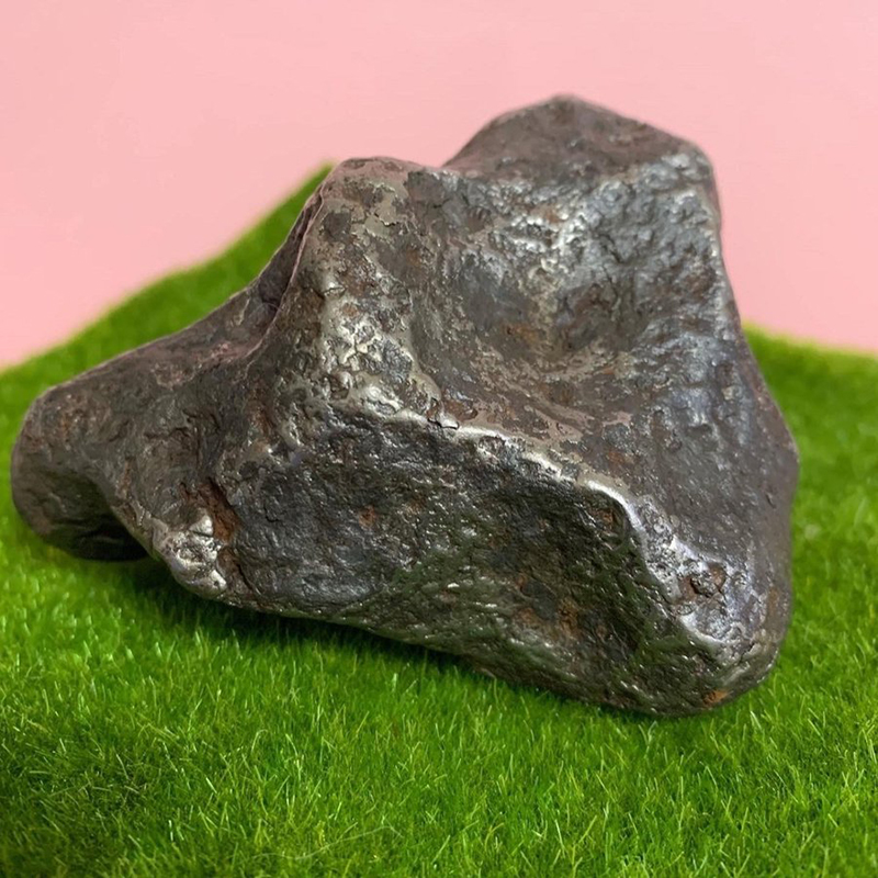 本物の隕石を飾ってみませんか？これぞ隕石！800ｇ超えのカンポ・デル・シエロ